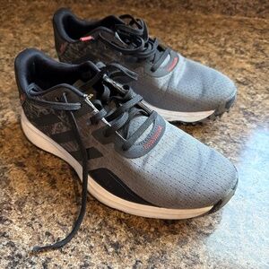 Boys Golf Shoes size 7